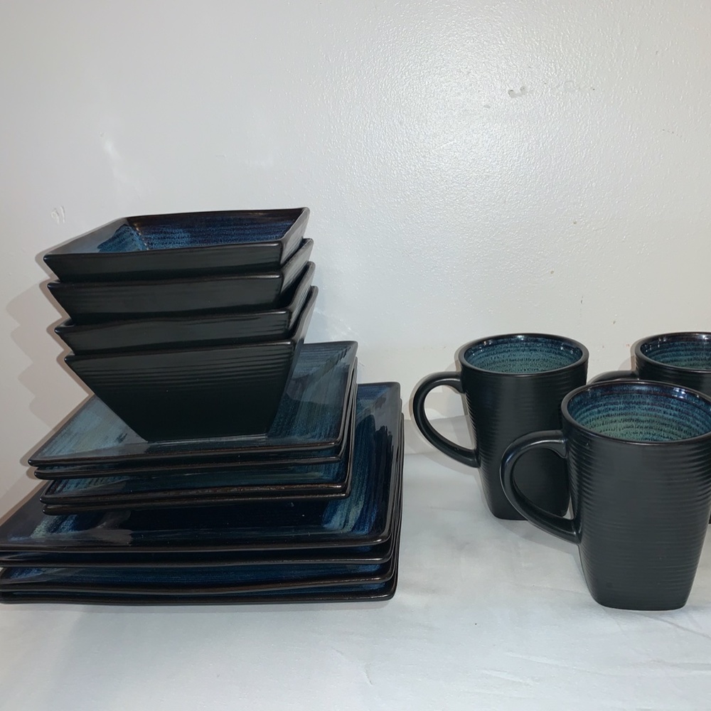 Oneida Adriatic Blue 15 Piece Set
